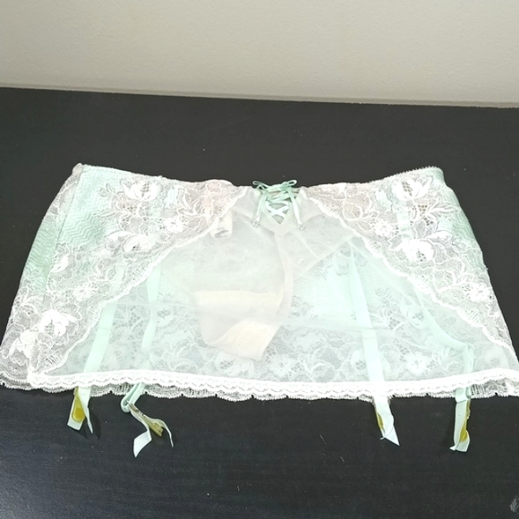 NWT Victorias Secret Sexy Seduction Lace Garter Skirt Mint Green 💚 Size M - Picture 3 of 16